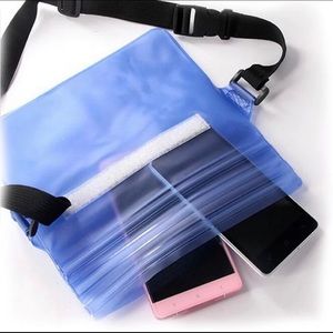Waterproof waist bag